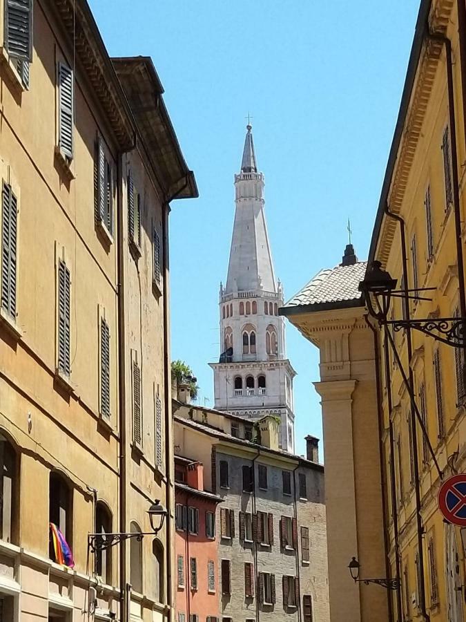 Modena Charme Sant'Eufemia Apartment Luaran gambar